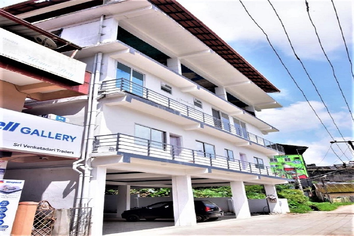 Doha King - Tap to explore photos