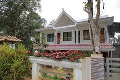 Peace Valley | Tea-Plantation Homestay