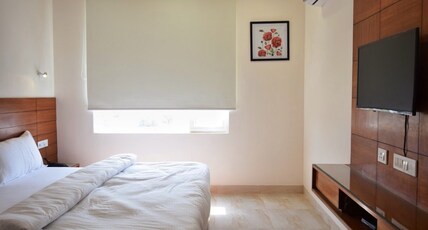 HOTEL JESRAJ Room Type - Deluxe Double Room