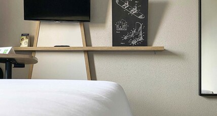 ibis Styles Crolles Grenoble A41 Room Type - Standard room for people with reduced mobility with 1 double bed ibis Styles Crolles Grenoble A41 Room Type - Standard room for people with reduced mobility with 1 double bed