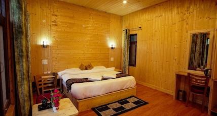 ROYAL STAY IN THE NATURES LAP Room Type - PREMIUM