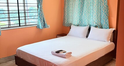 Lake Palace - Near TCS Gitobitan Room Type - Standard Room