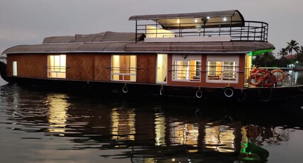 Alleppey Crystal Holidays Houseboats Room Type - 02 Bedroom Private Deluxe (04 members) Houseboat AC Timing 09.00pm to 06.00am Alleppey Crystal Holidays Houseboats Room Type - 02 Bedroom Private Deluxe (04 members) Houseboat AC Timing 09.00pm to 06.00am