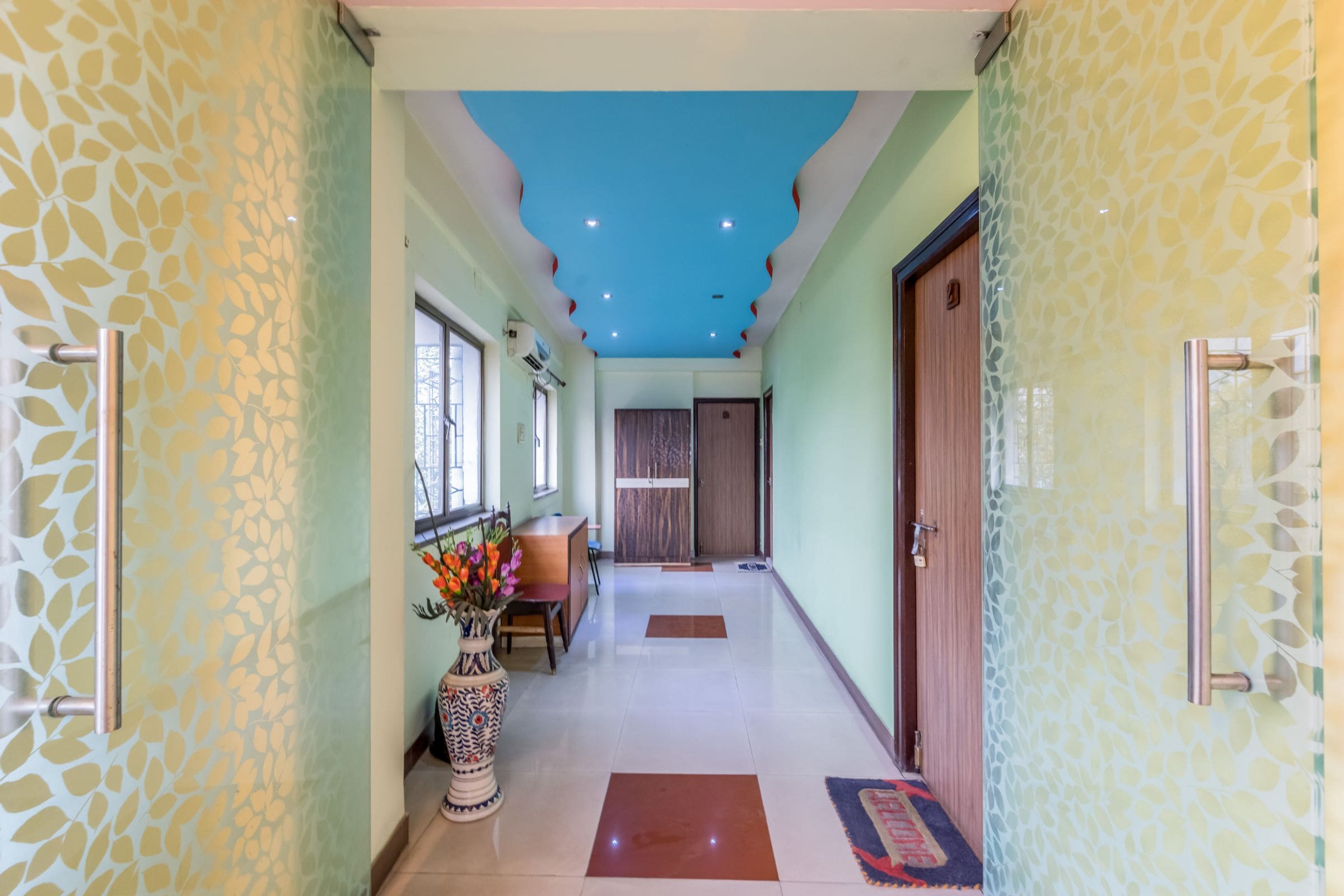 HIHM Guest House - Tap to explore photos