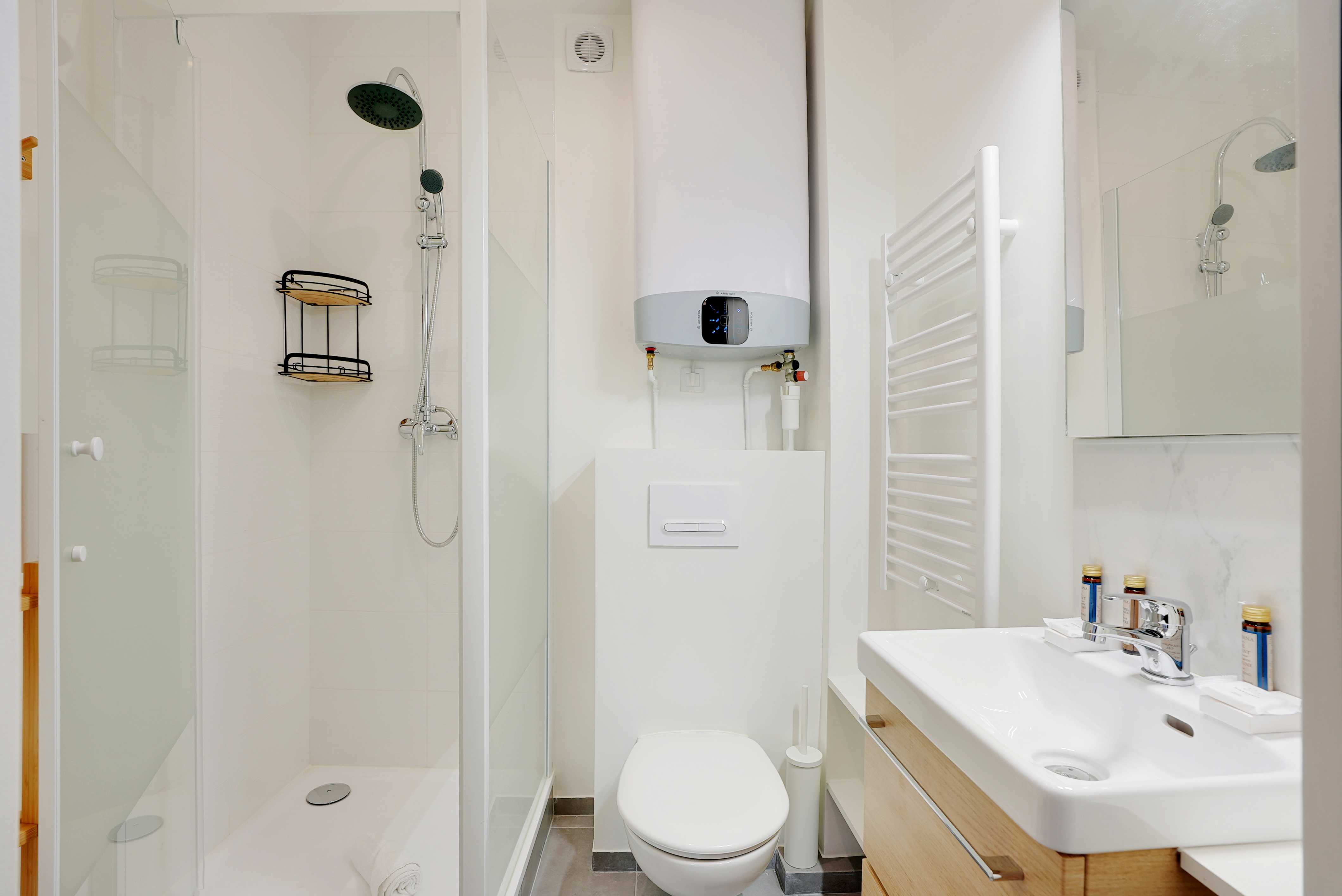 Modern and Cosy Studio - 2P - Near Paris - Tap to explore photos