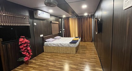 Mountain View Cottage Alibaug Room Type - Group Super Deluxe Room