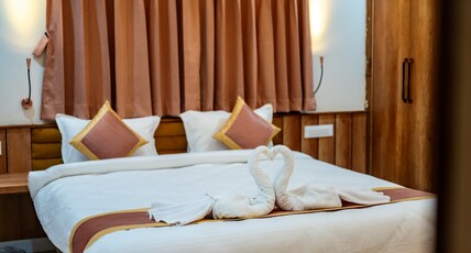 Anand Resort Room Type - Deluxe Room