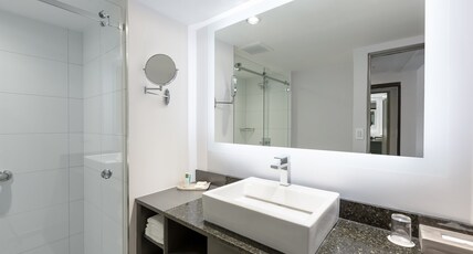 Crowne Plaza Corobici Room Type - Standard Room