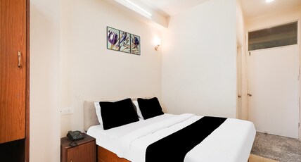 Hotel O Collectorate Circle Formerly Hotel Dhamu Room Type - Deluxe