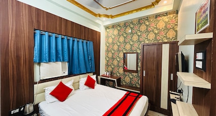 GP GUEST HOUSE NEAR VISHNUPAD TEMPLE Room Type - Standard AC Room GP GUEST HOUSE NEAR VISHNUPAD TEMPLE Room Type - Standard AC Room