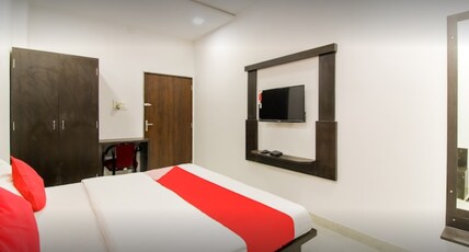 Hotel Gungun Room Type - Deluxe Room