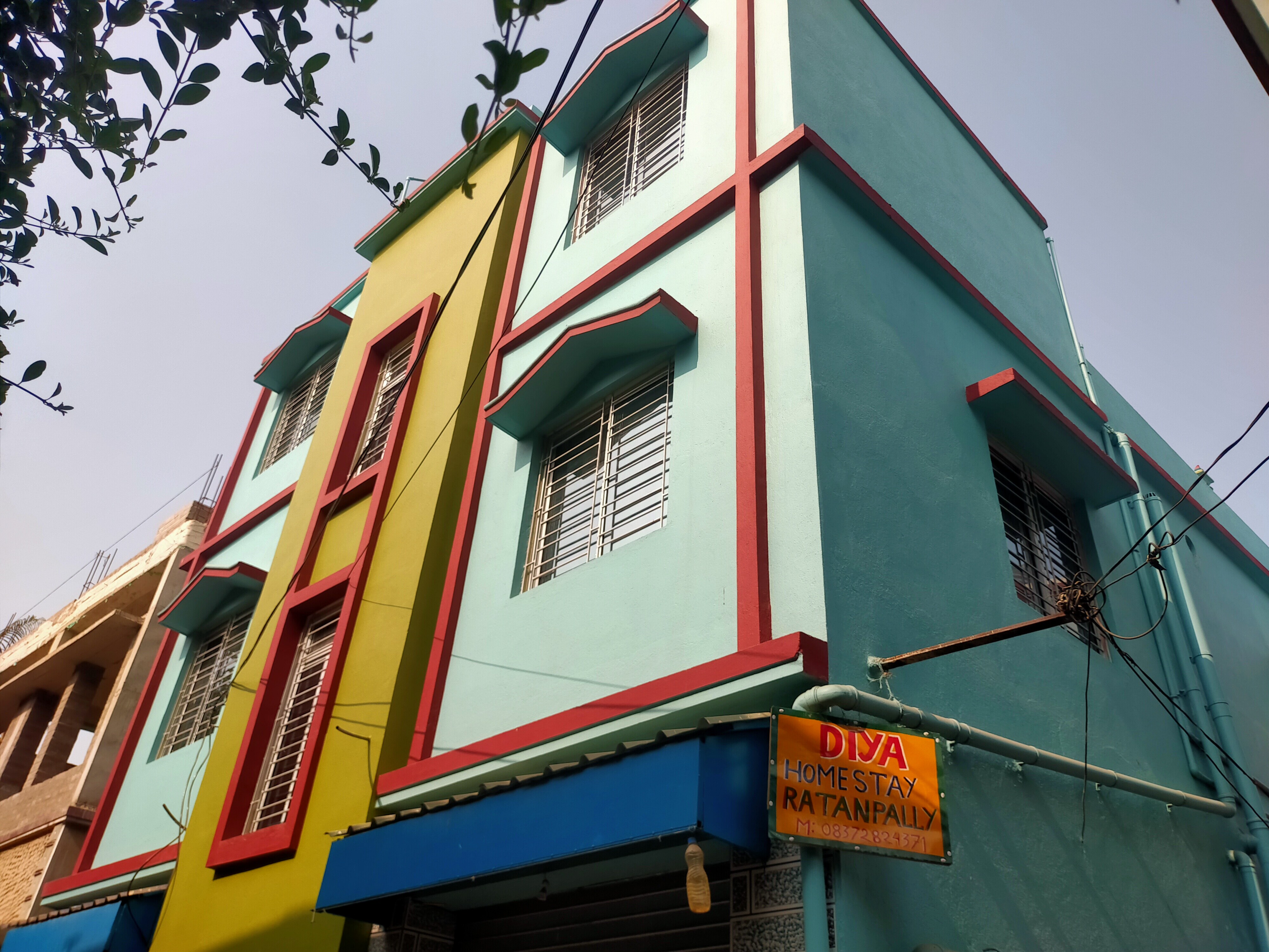 Diya Homestay - Tap to explore photos