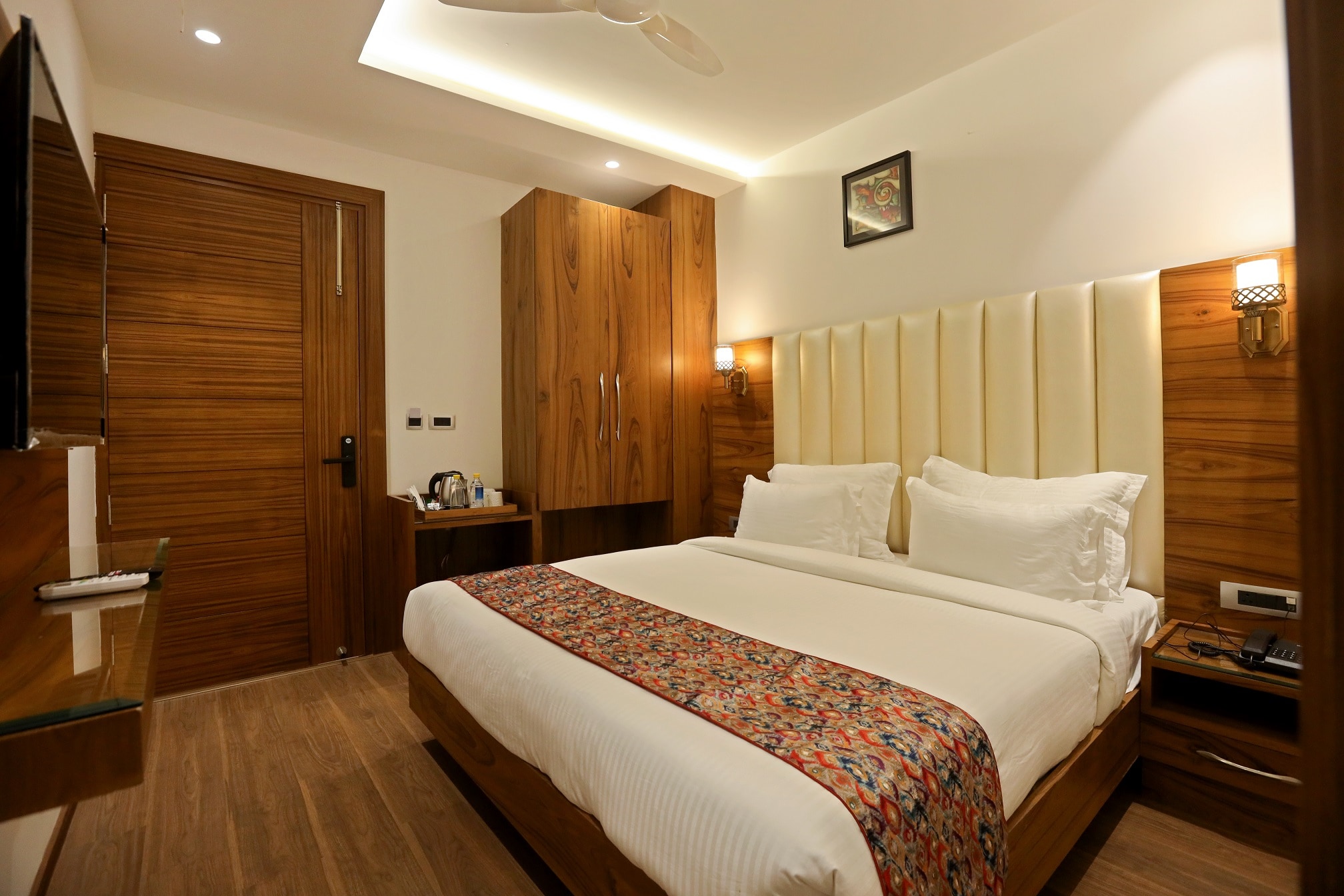 Royal Lalit Grand Hotel - Tap to explore photos