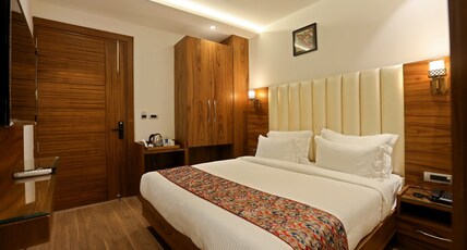 Royal Lalit Grand Hotel Room Type - ROYAL DELUXE