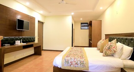 ECKO Woodsvilla Resort Room Type - Superior Deluxe Room