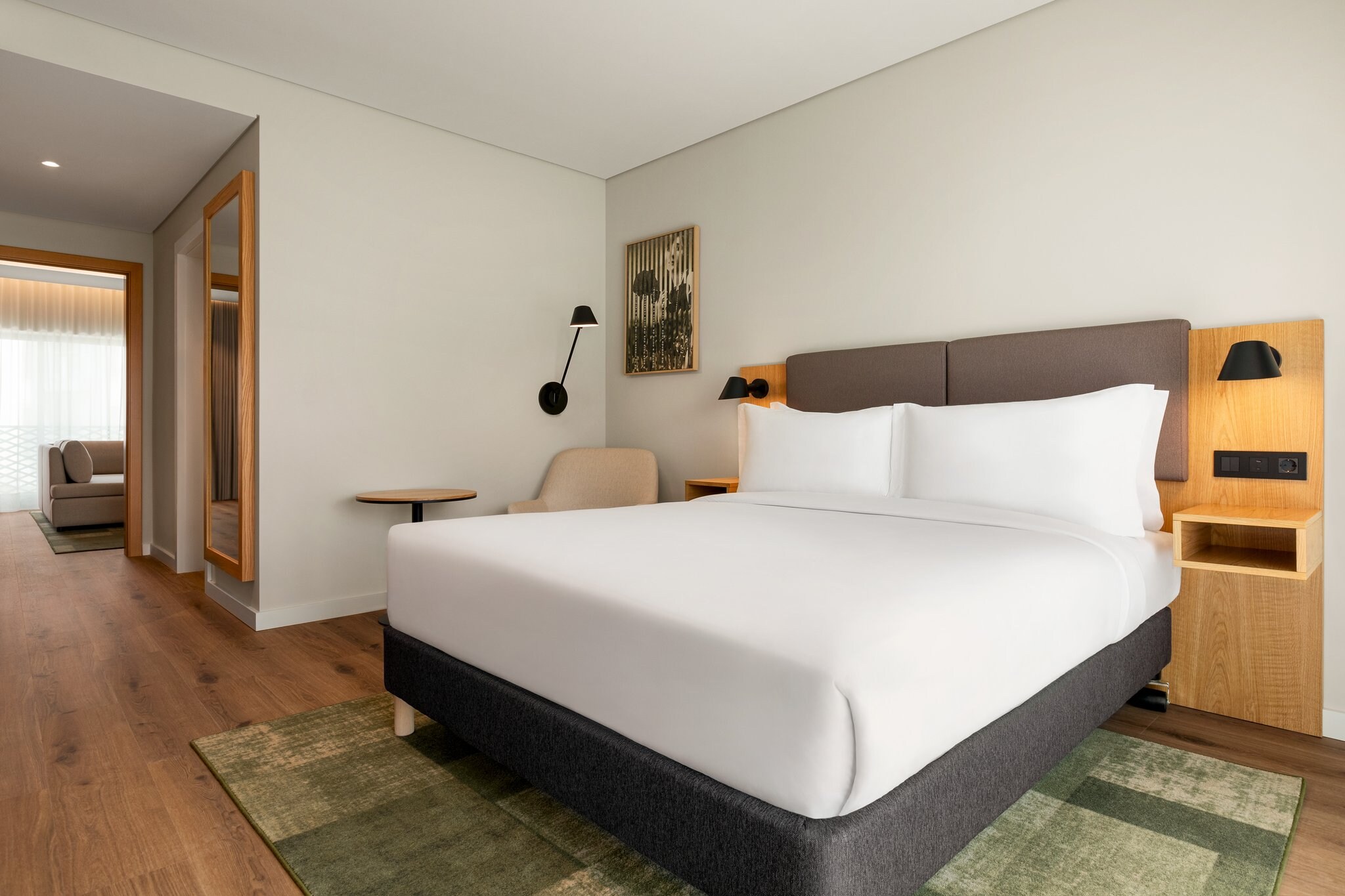Holiday Inn BEJA - Tap to explore photos