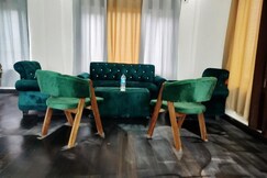 Gulmarg Peak View Resorts