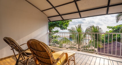 Sea Star Cottages | Rooms & Restaurant Room Type - Elevated sea view hut Sea Star Cottages | Rooms & Restaurant Room Type - Elevated sea view hut