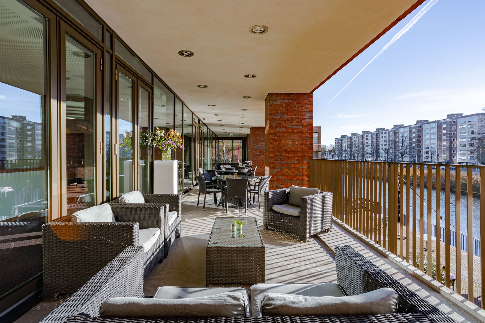 Crowne Plaza Amsterdam South - Tap to explore photos