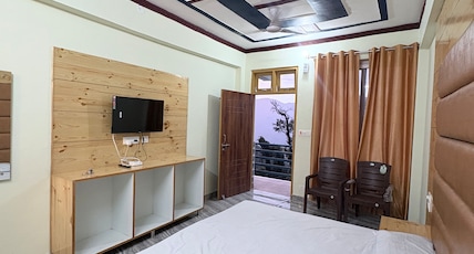 Pinewood stays Room Type - Bedroom 1