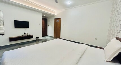 Marshmallow By MA Homes Room Type - Super Deluxe Room