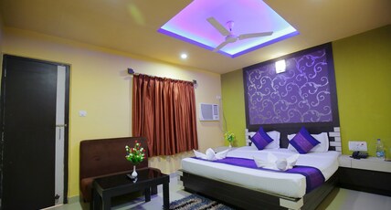 Hotel Pushpa (Berries Group of Hotels) Room Type - AC Superior Room with Balcony