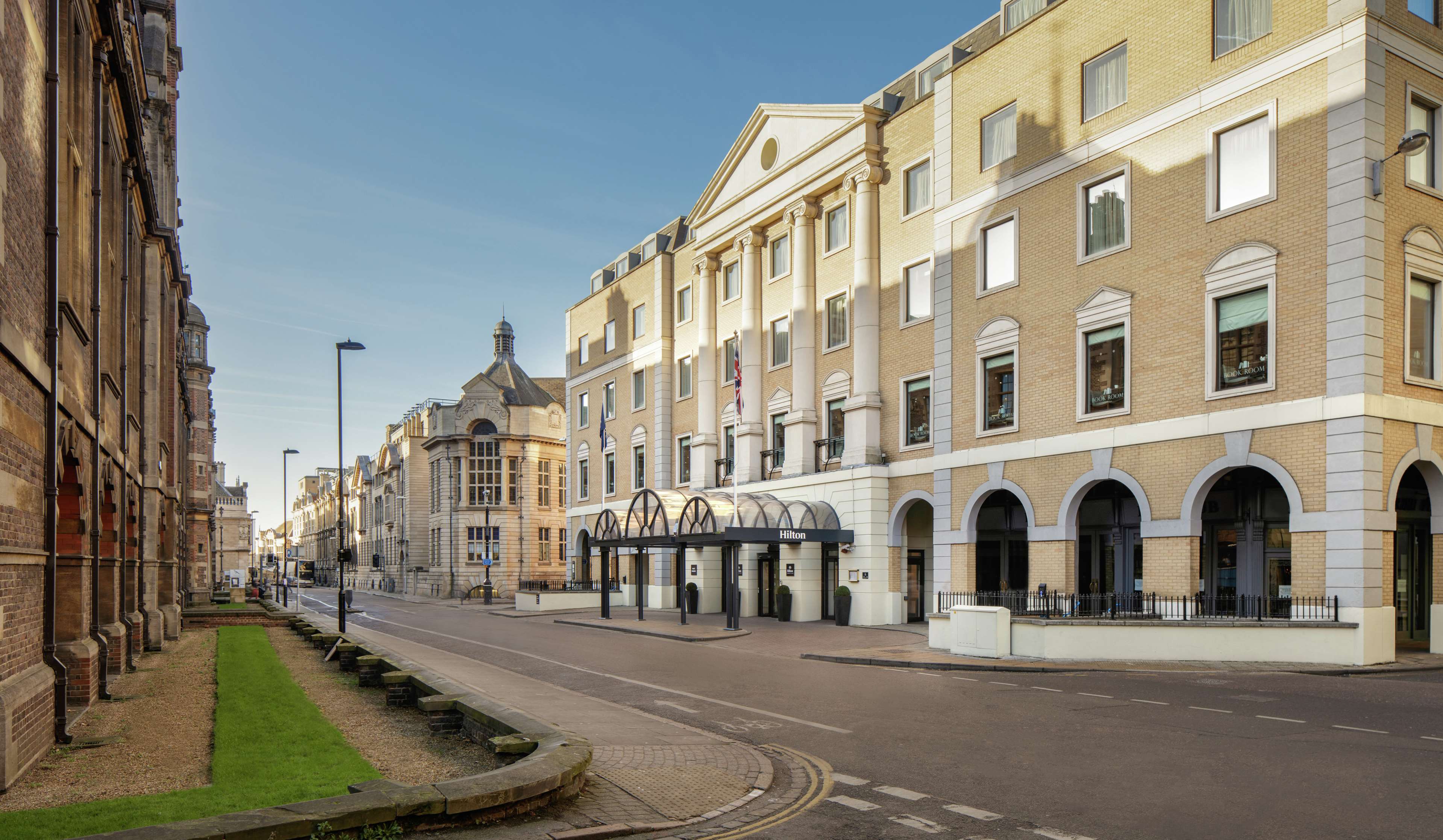 Hilton Cambridge City Centre - Tap to explore photos