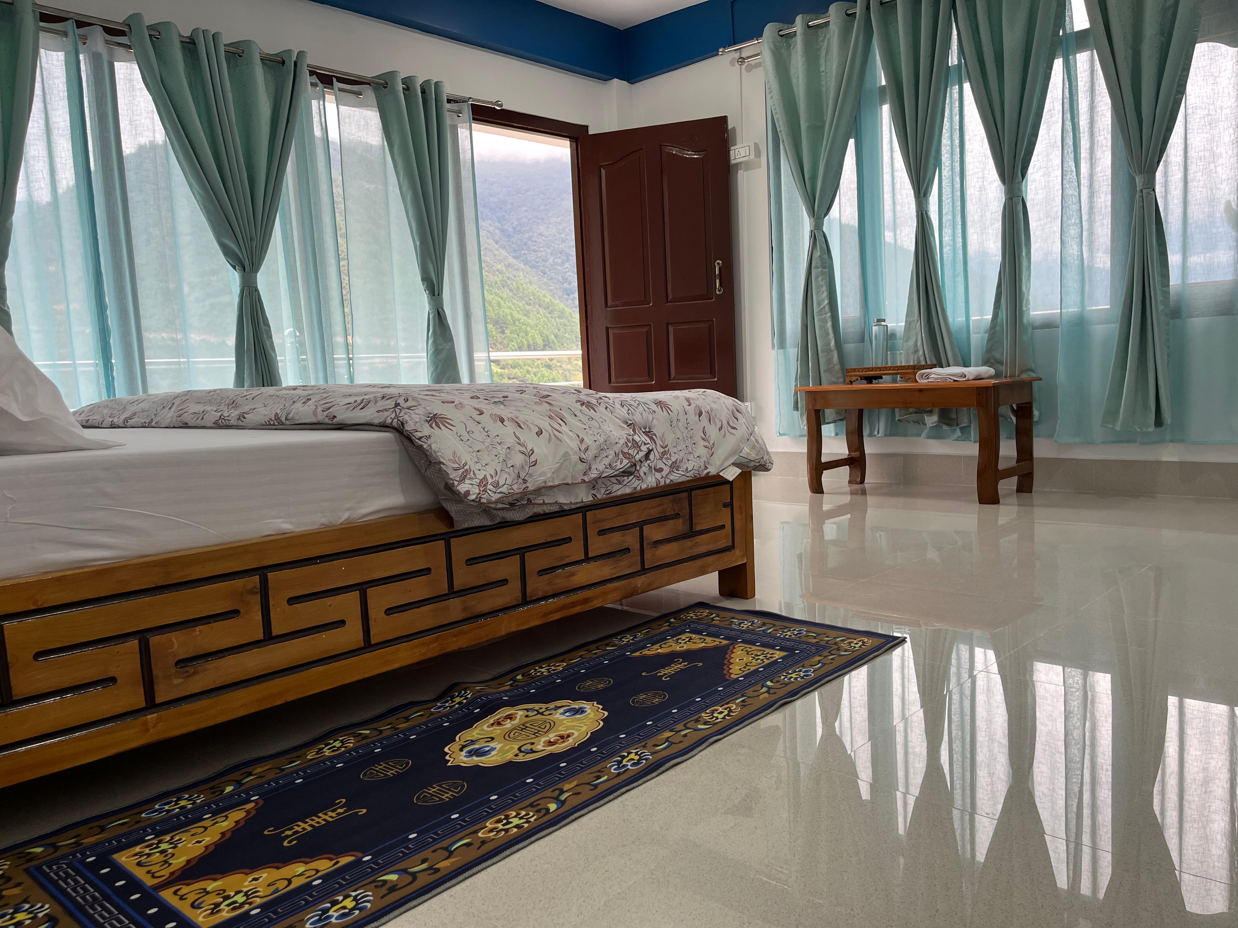 Naku Homes - Tap to explore photos