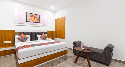 FabHotel Maruti - Near Jawahar Circle, Patrika Gate Room Type - Premium Room
