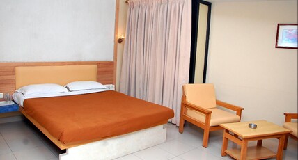 HOTEL CITY PARK Room Type - Deluxe Executive Room