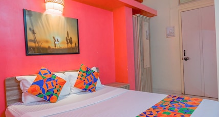 FabHotel Saraswati Niwas - Nr. Sinhagad College Room Type - Deluxe Room