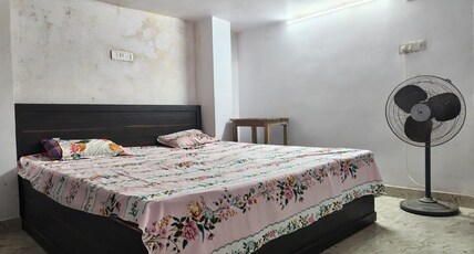 Sai boys hostel and Sai guest house Room Type - Double Room