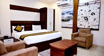The Sevens Hotel - 200 M from Assi Ghat Room Type - Super Deluxe Room