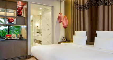 Pullman Ciawi Vimala Hills Resort Spa & Convention Room Type - DELUXE ROOM, 1 King Size Bed, Garden Access