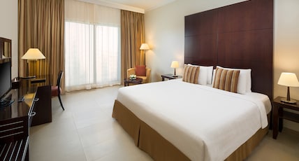 Metropolitan Al Mafraq Hotel Room Type - Deluxe Twin City View