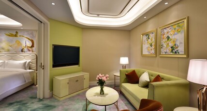 Radisson Collection Hotel Xing Guo Shanghai Room Type - Collection Executive Suite Radisson Collection Hotel Xing Guo Shanghai Room Type - Collection Executive Suite