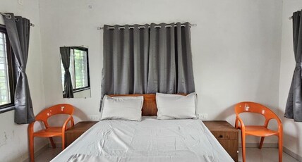 Hotel Randha and Lodging Room Type - Standard Room