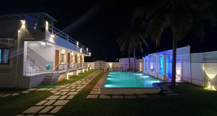 Ofra Garden Rooms With Pool Near Eden Beach Room Type - Autumn Room