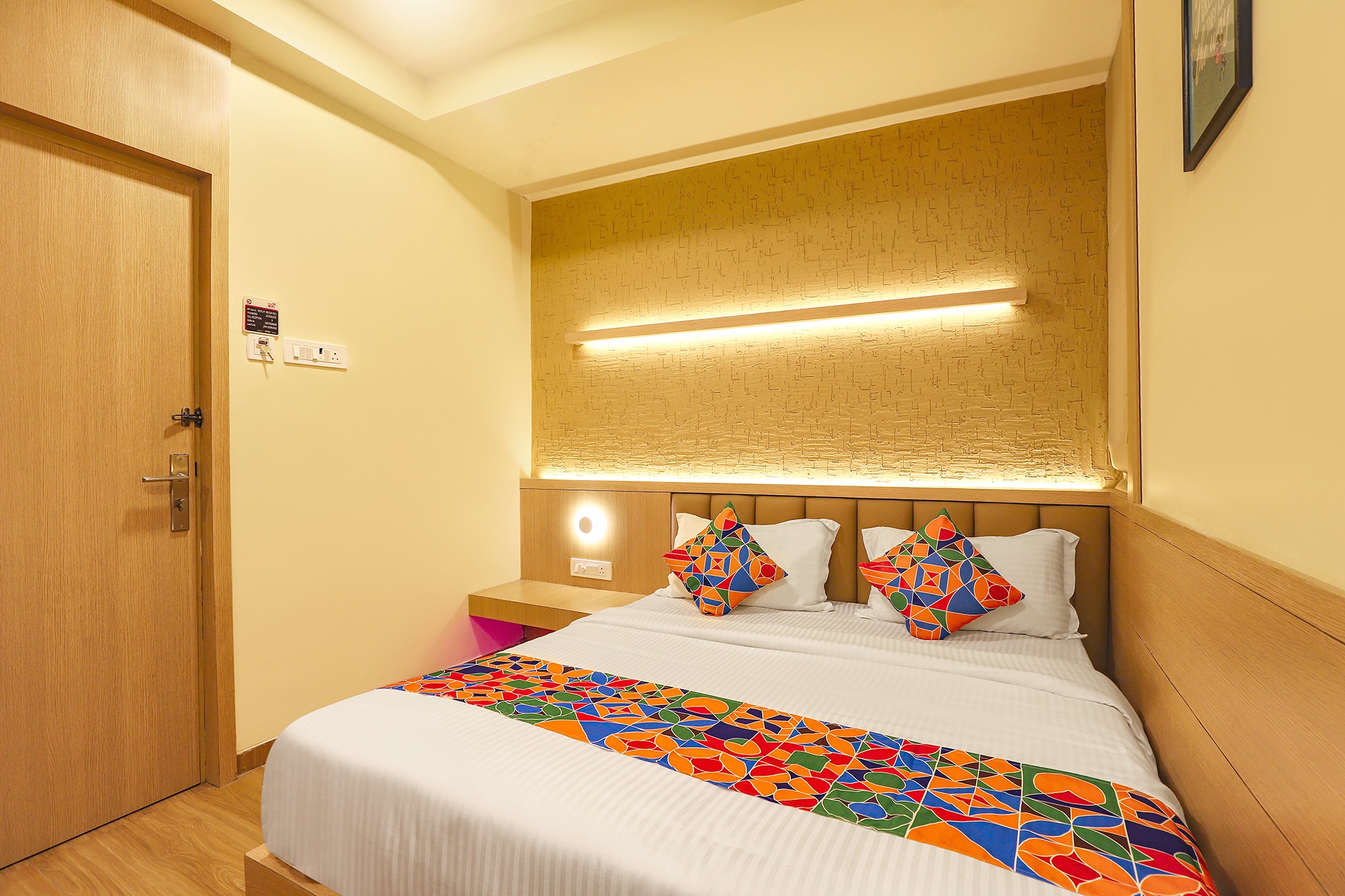 FabHotel Nestlay Rooms High Court - Tap to explore photos