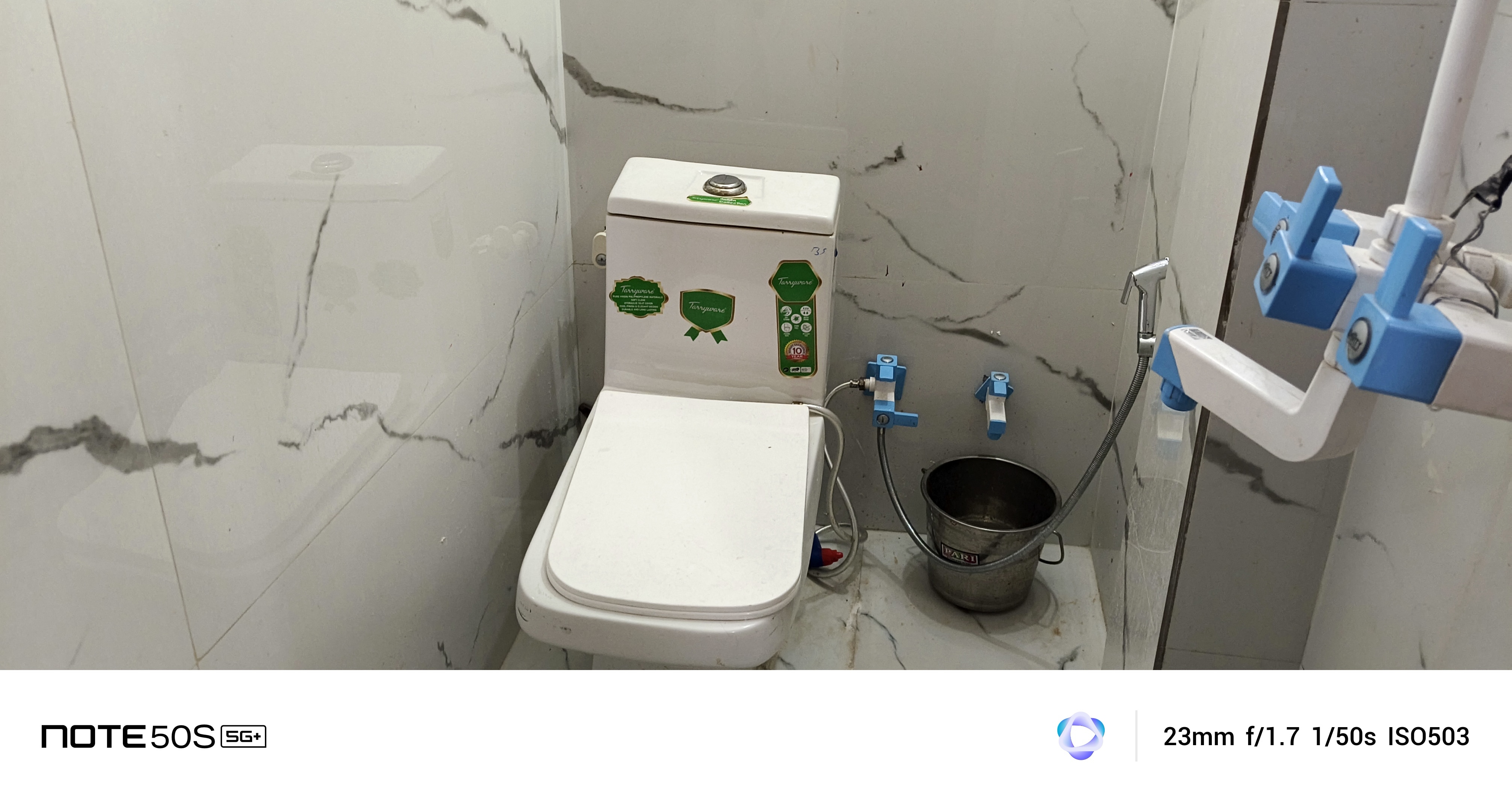 Shree Banke Bihari Guest House - Tap to explore photos