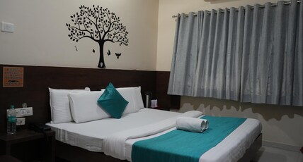 Hotel Satyug Room Type - Deluxe Room