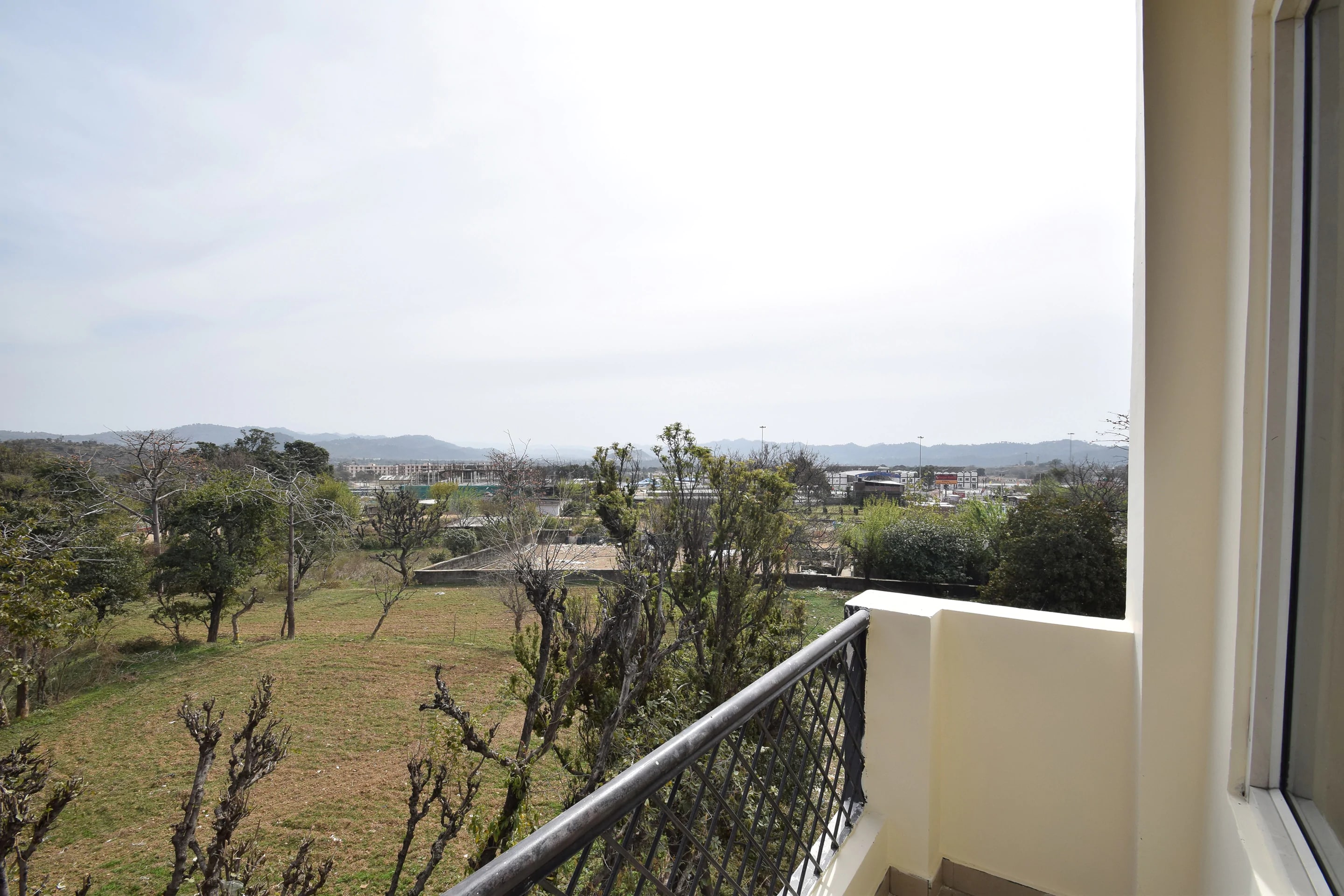 Hotel Om Hari Residency - Tap to explore photos