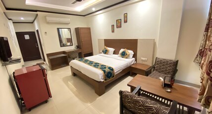 Hotel Chevron International Room Type - Deluxe Room