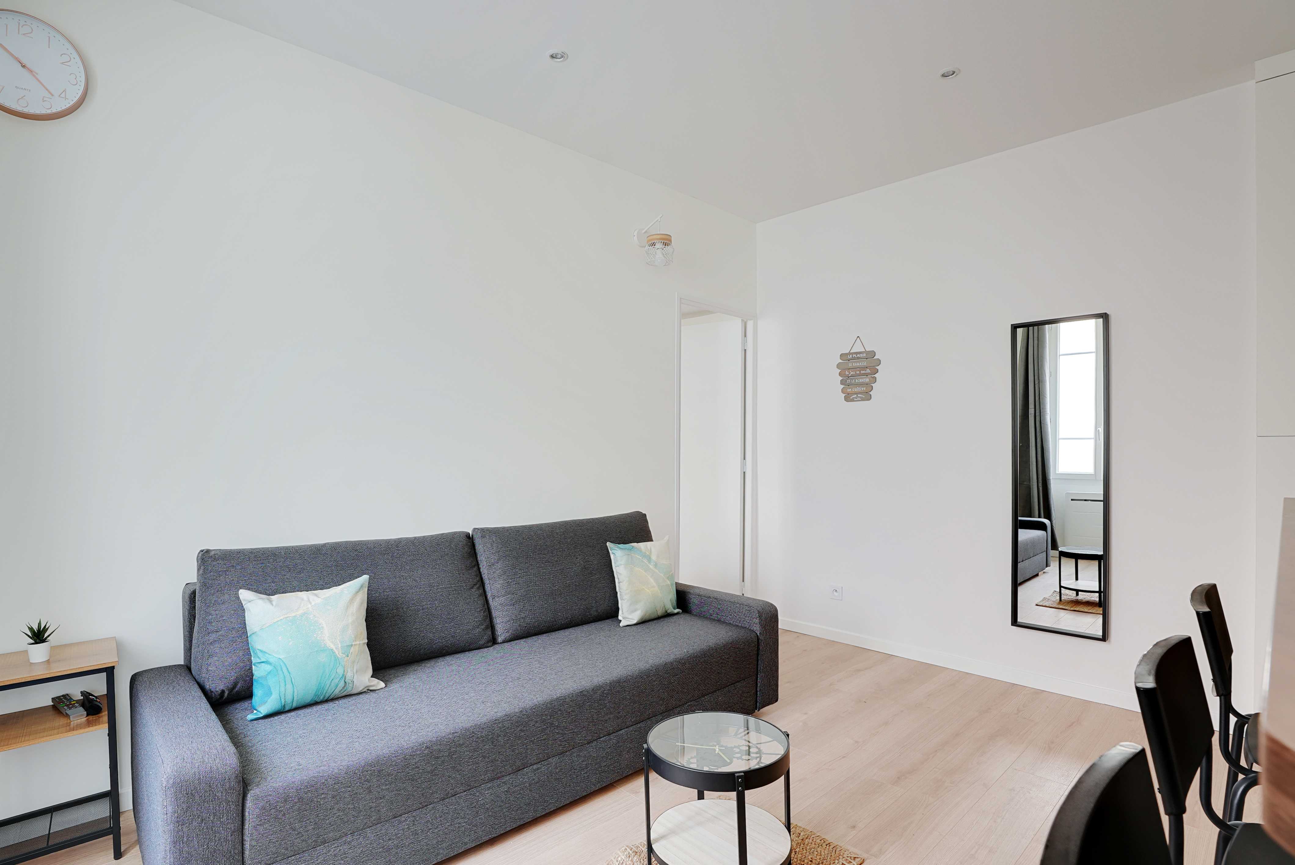 Peaceful apartment - 1BR 4P - Levallois-Perret - Tap to explore photos