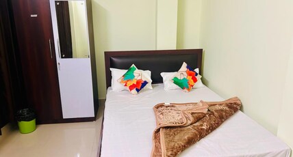JM Suites Room Type - Deluxe king room