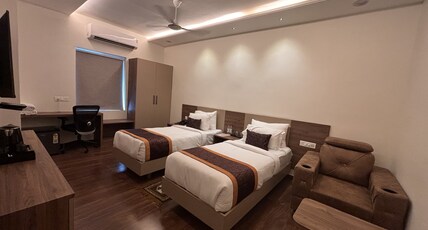 Comfort Inn Room Type - Suit Room