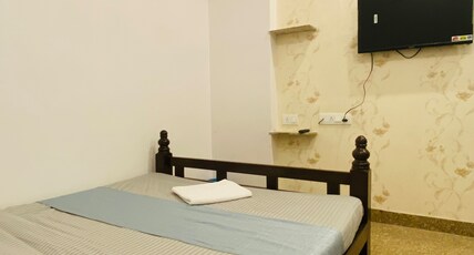 Moon Flower Room Type - Standard Room
