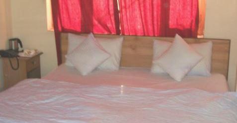 Deepak Hotel 