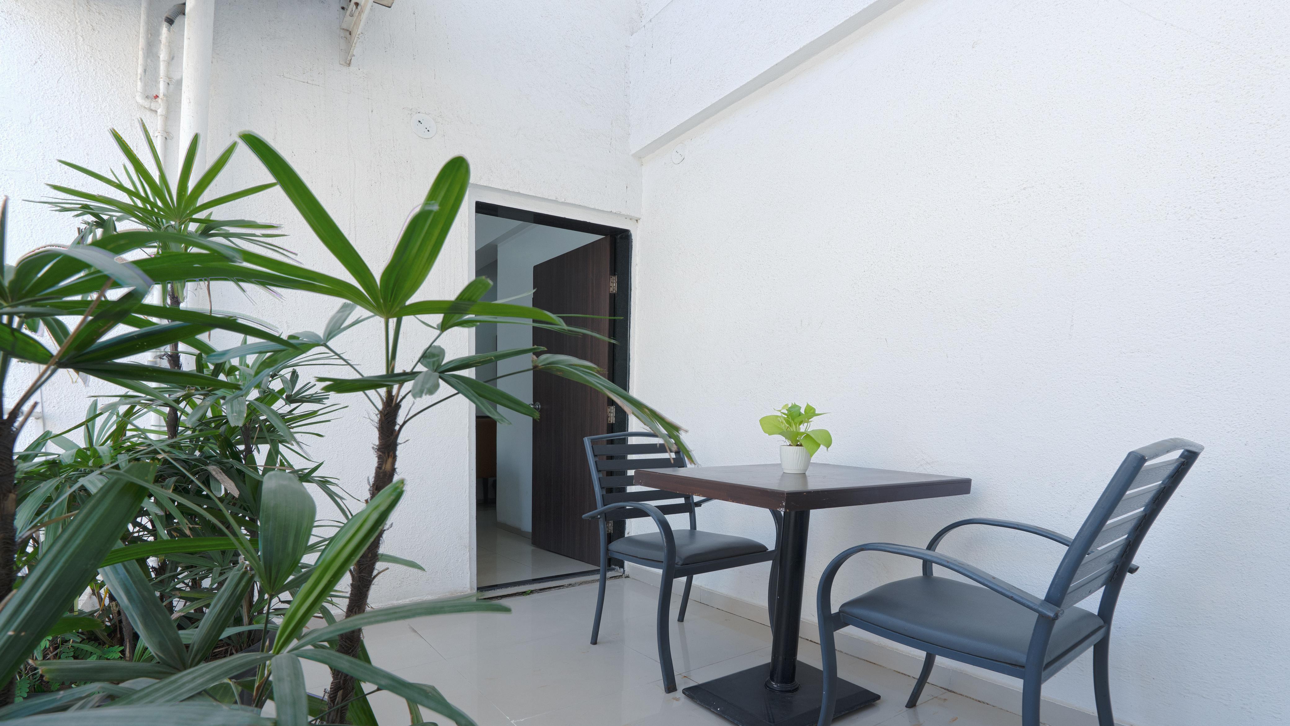Magnus Aerith Studio Exclusive Residences - Tap to explore photos
