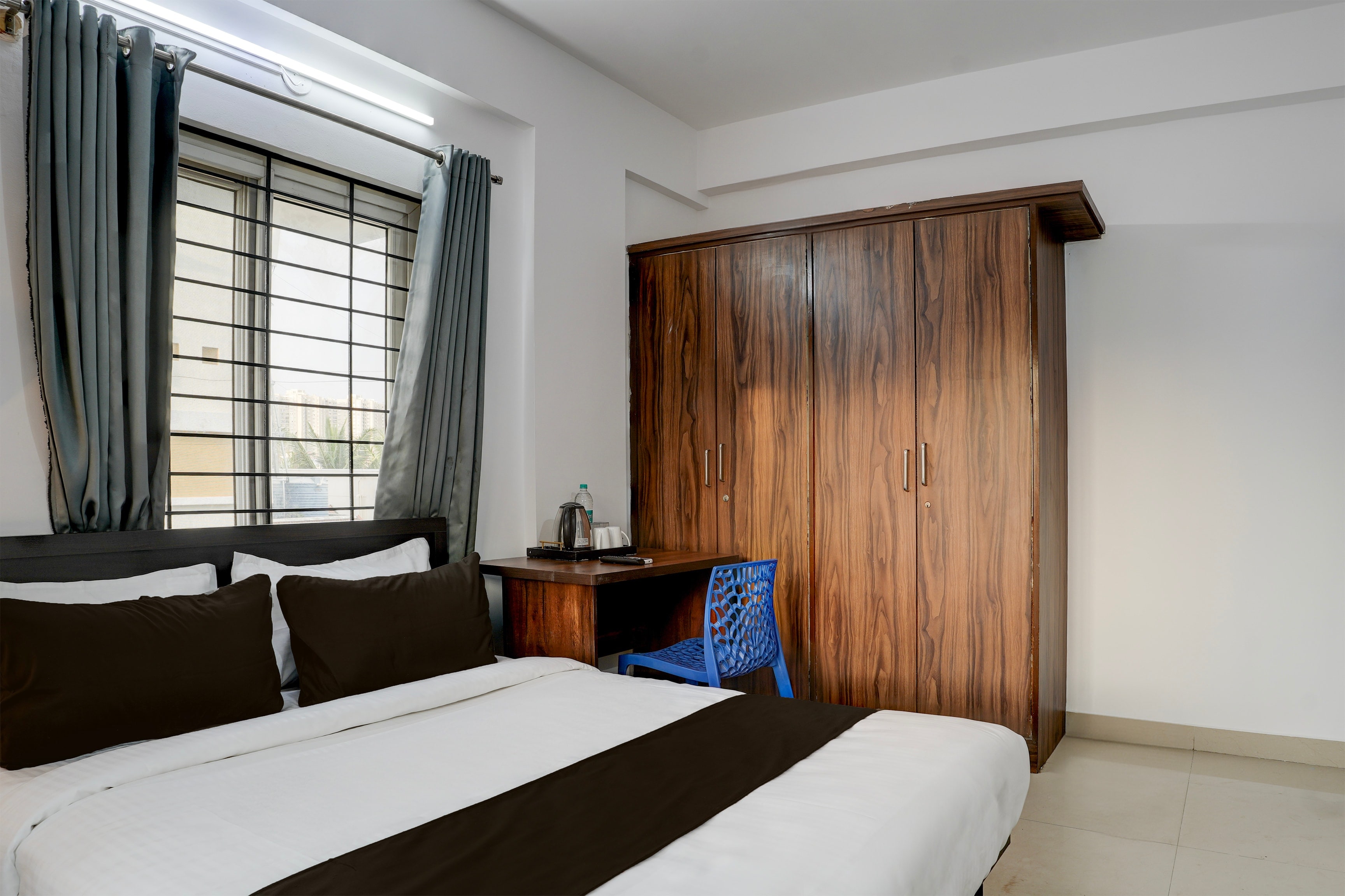 Hotel O Whitefield - Tap to explore photos